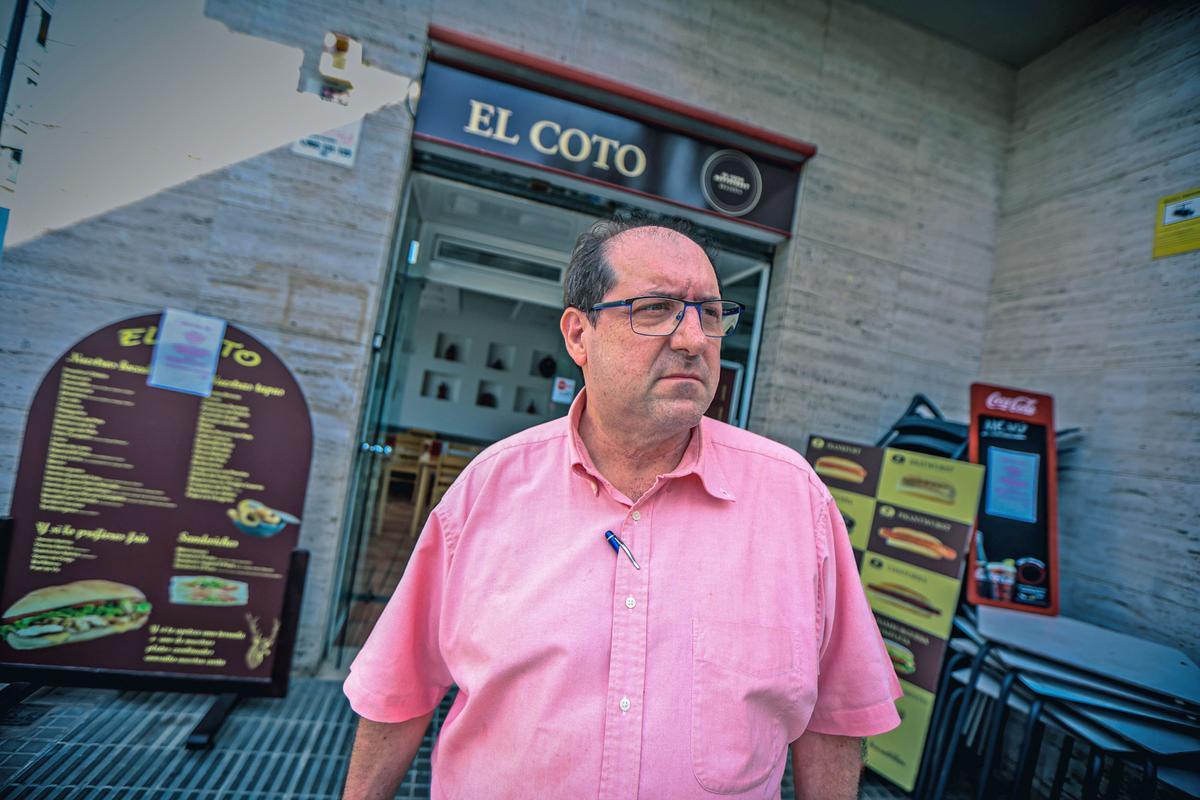 Allau de suports al restaurant El Coto per la seva reobertura després del tancament del Llobregat Centre