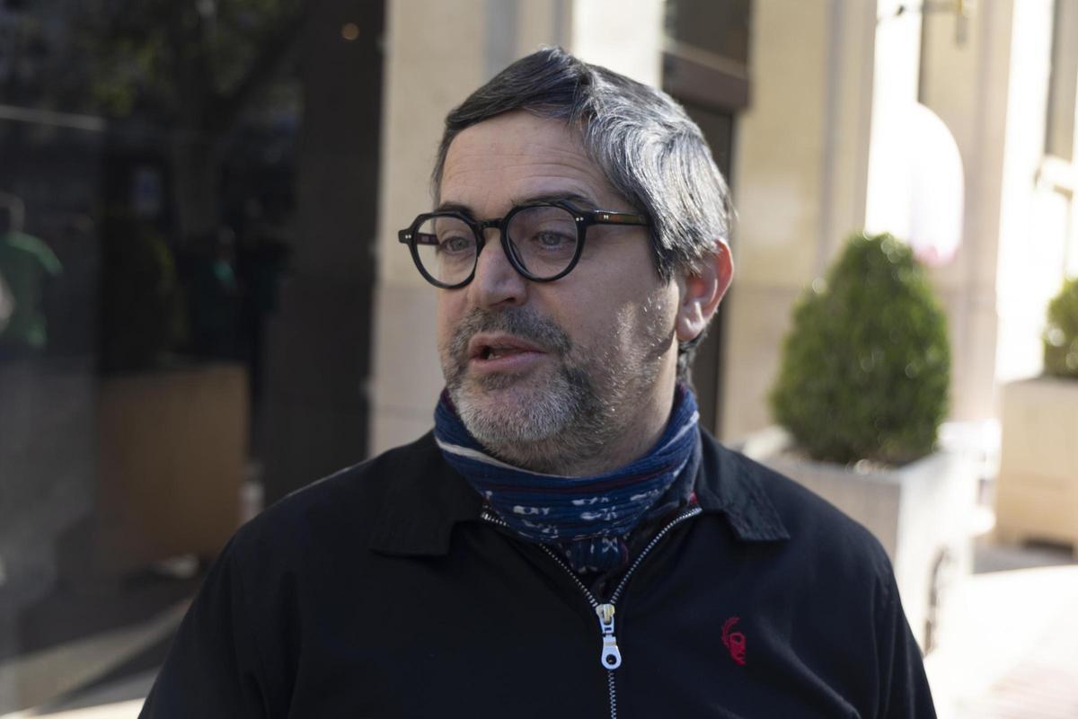 La concentración de apoyo a la huelga educativa en Xàtiva, en imágenes La concentración de apoyo a la huelga educativa en Xàtiva, en imágenes