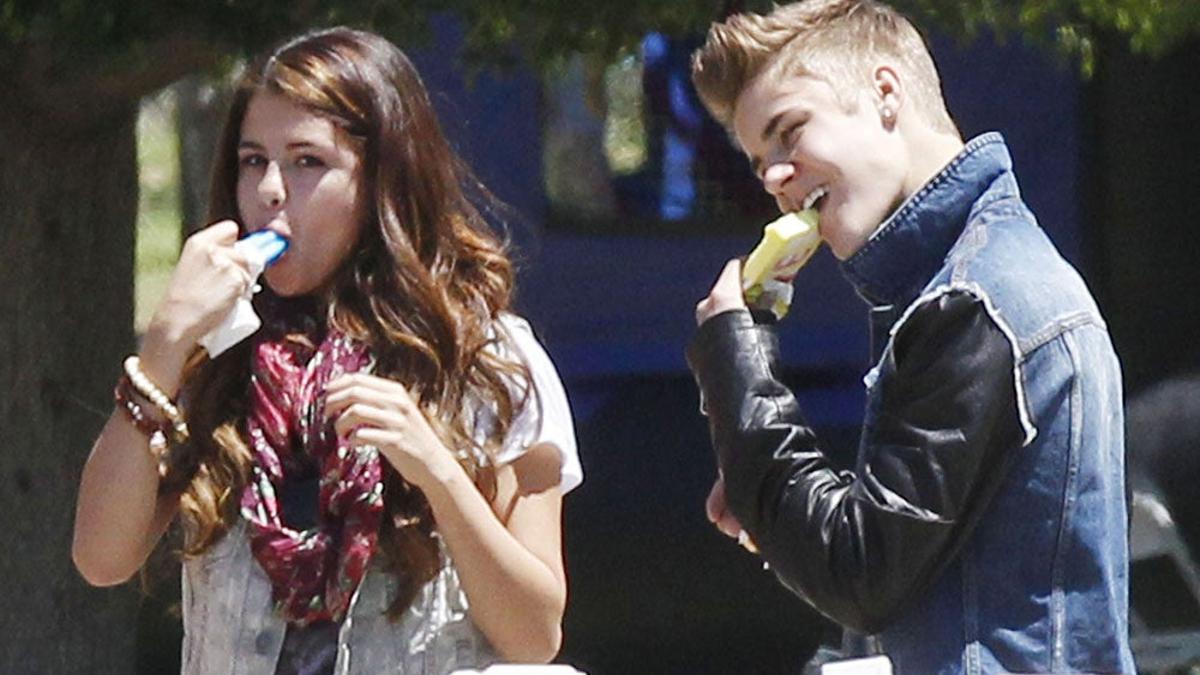 Selena Gomez y Justin Bieber cuando estaban juntos en 2012