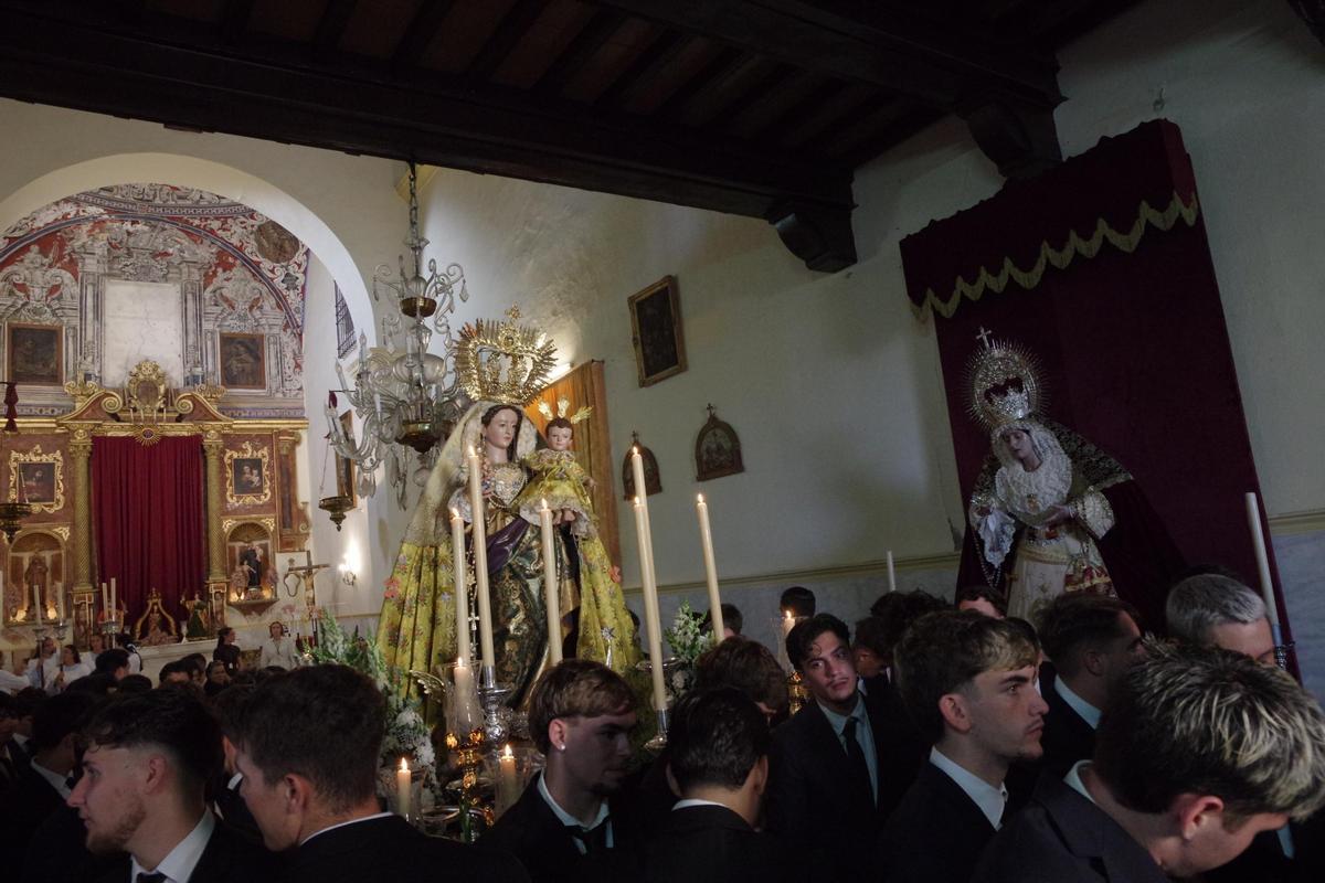 La Virgen de los Ángeles recorre las calles de Málaga