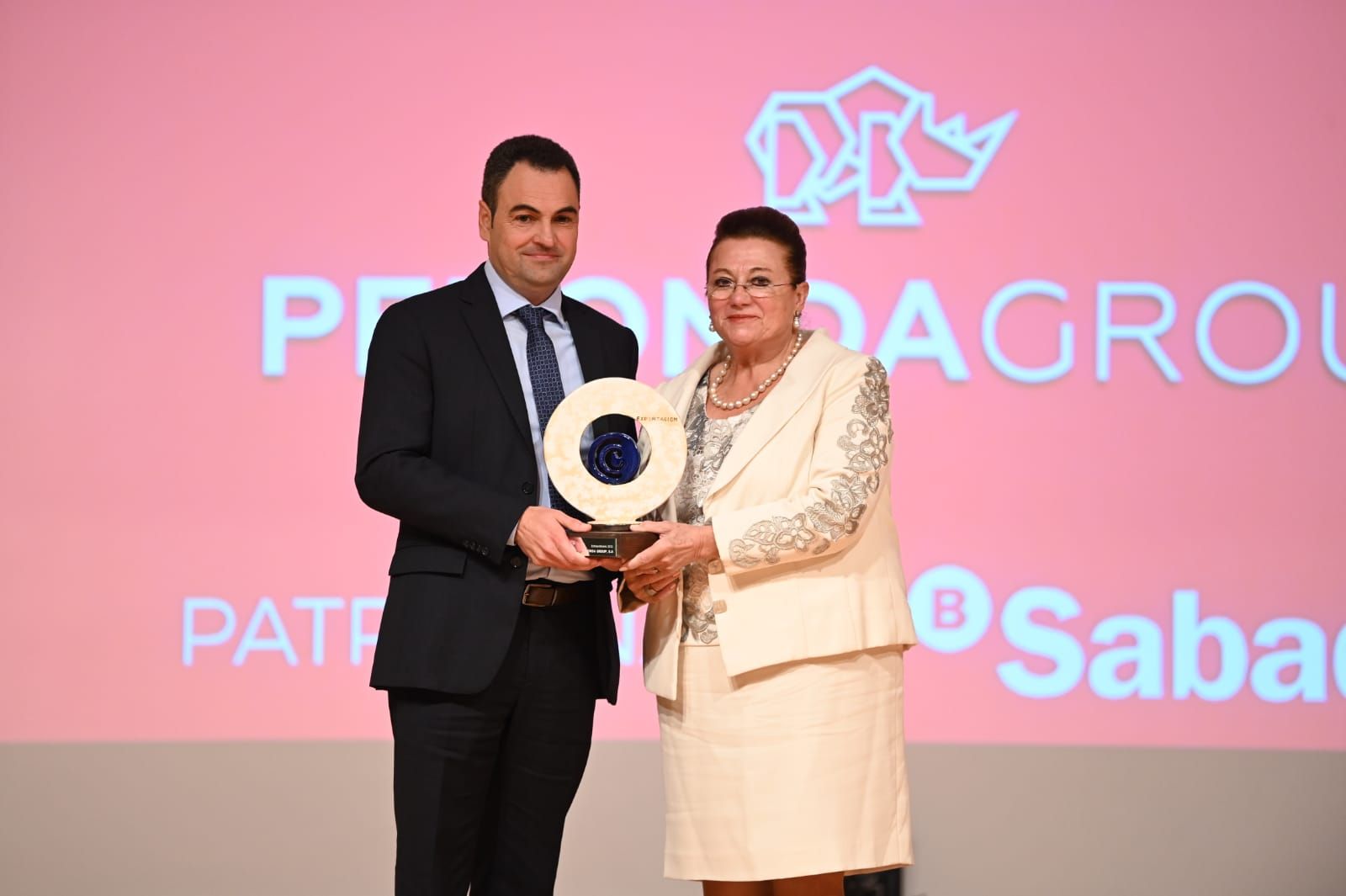 Entrega de premios en el acto de la Cámara de Comercio de Castellón