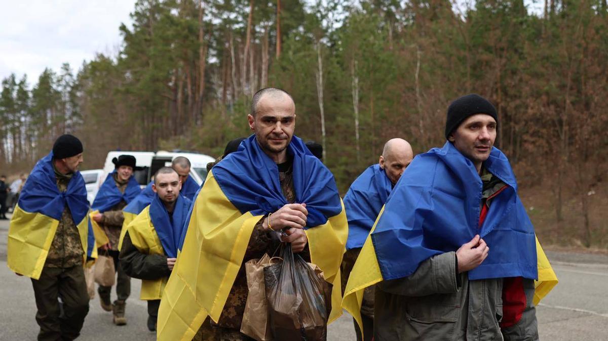 Prisioneros ucranianos liberados por Rusia