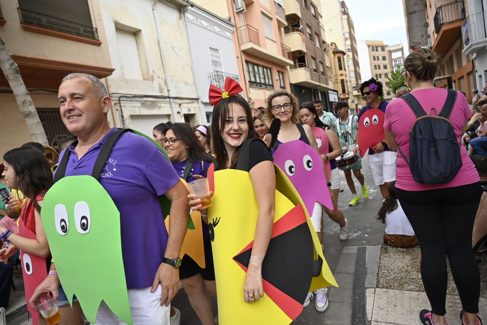 Imaginación y humor al poder en el desfile de las collas del Grau