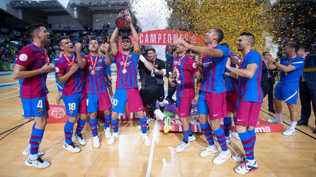 Coelho, a la izquierda celebrando la Liga en Palma