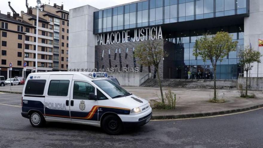 Investigan a un gijonés de 62 años por la agresión sexual y secuestro de un joven