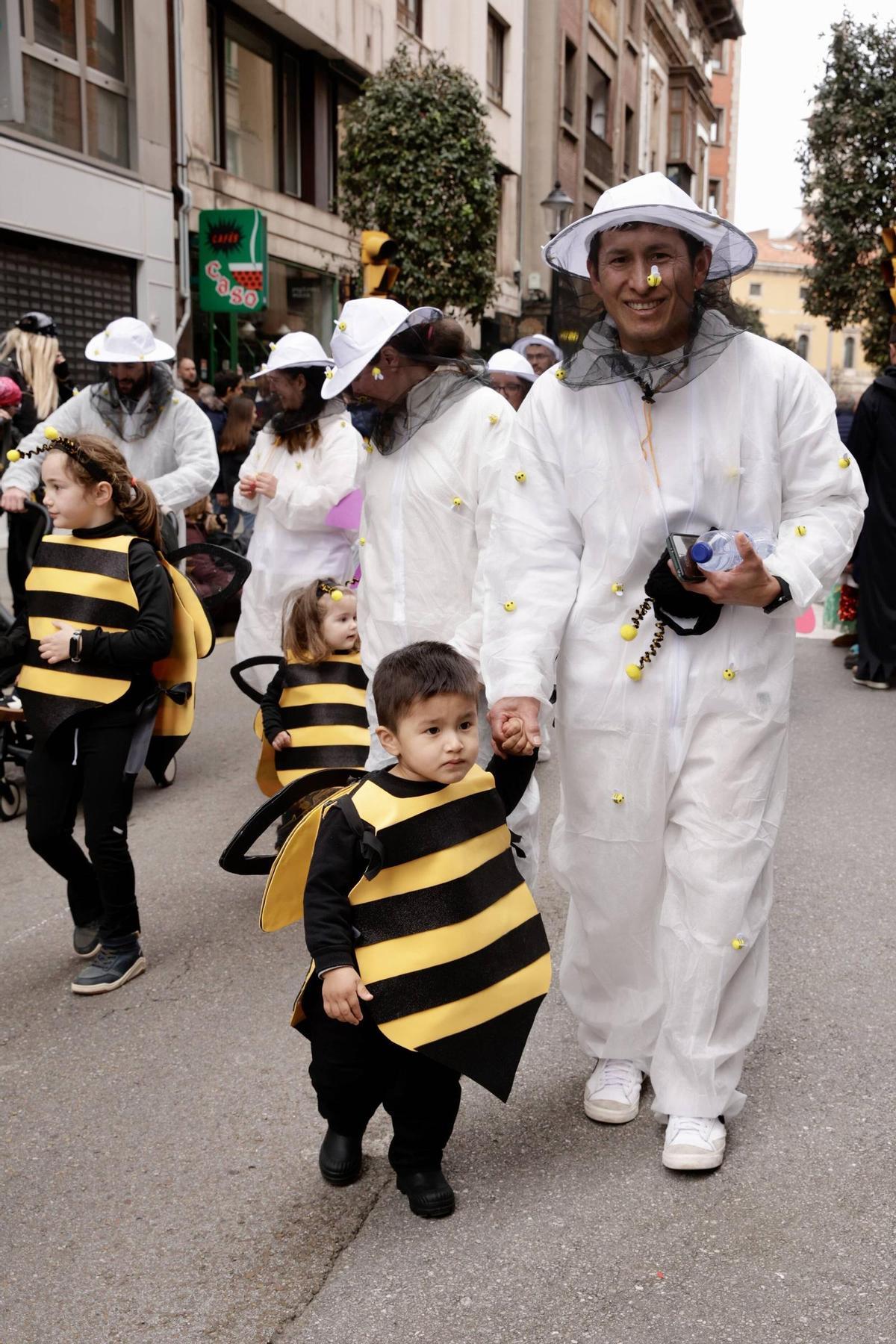 El desfile infantil de Antroxu por las calles de Gijón, en imágenes