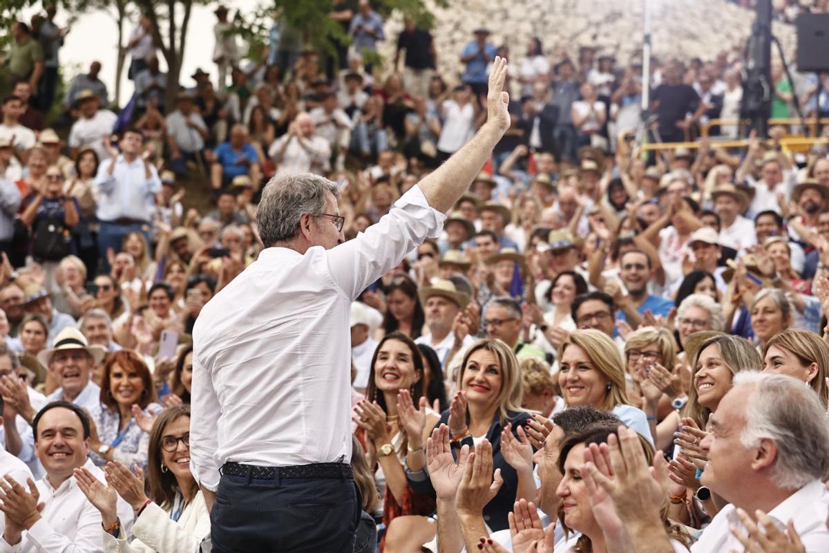 Acto de campaña del PP por las elecciones europeas en el anfiteatro del Parque de Cabecera