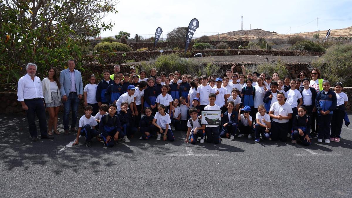 El Bosque Ecopilas reforesta la zona de la Casa Peraza en Los Valles