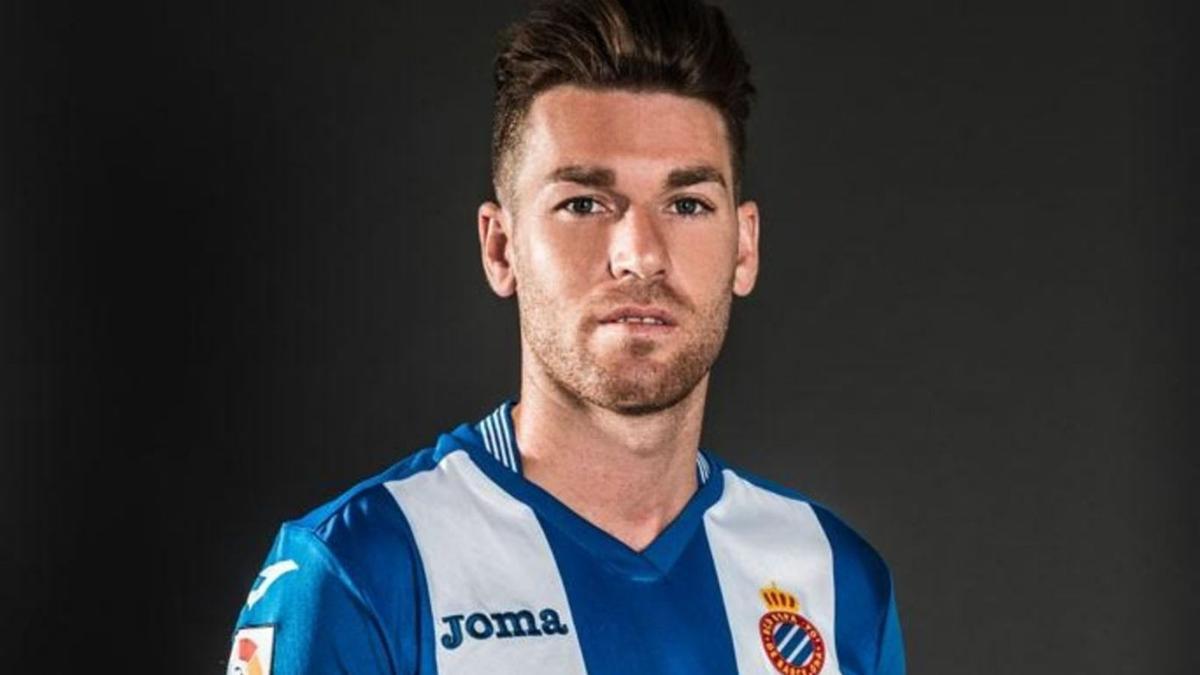 Marc Caballé, con la camiseta del RCD Espanyol.