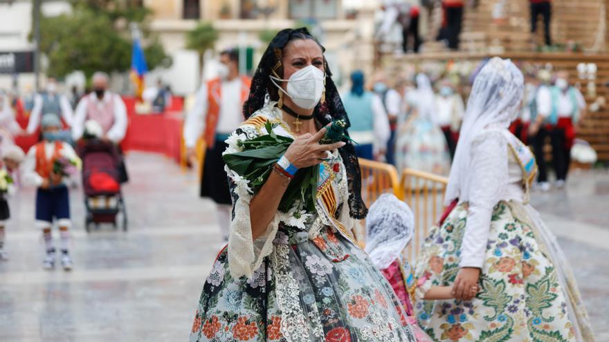 Búscate en el segundo día de Ofrenda por la calle Caballeros (entre las 17.00 y las 18.00 horas)