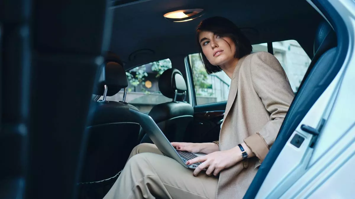 ¿Sabes abrir la puerta del coche a la holandesa? Te puede ahorrar problemas