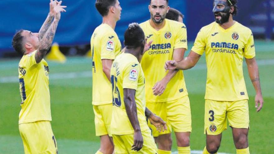 El Villarreal recupera su magia y olvida la noche negra del Camp Nou