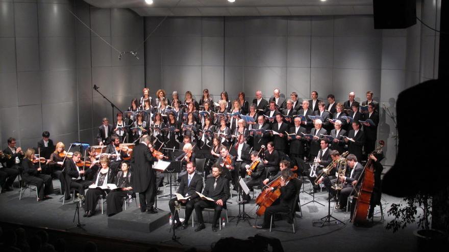 L&#039;orquestra en una anterior interpretació del &#039;Rèquiem&#039;