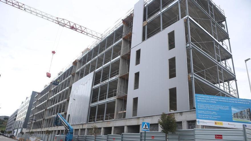 El Gobierno reitera a la Xunta que los fondos para fomentar la vivienda en zonas tensionadas se deben dedicar a A Coruña y Santiago