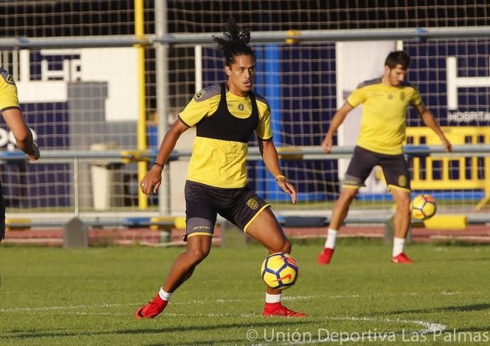 Entrenamiento de la UD Las Palmas (16/11/2017)