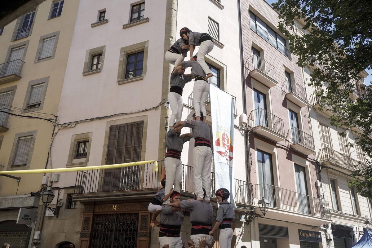 Els Tirallongues fan la millor actuació de la temporada amb el seu tercer 4 de 8 Els Tirallongues fan la millor actuació de la temporada amb el seu tercer 4 de 8
