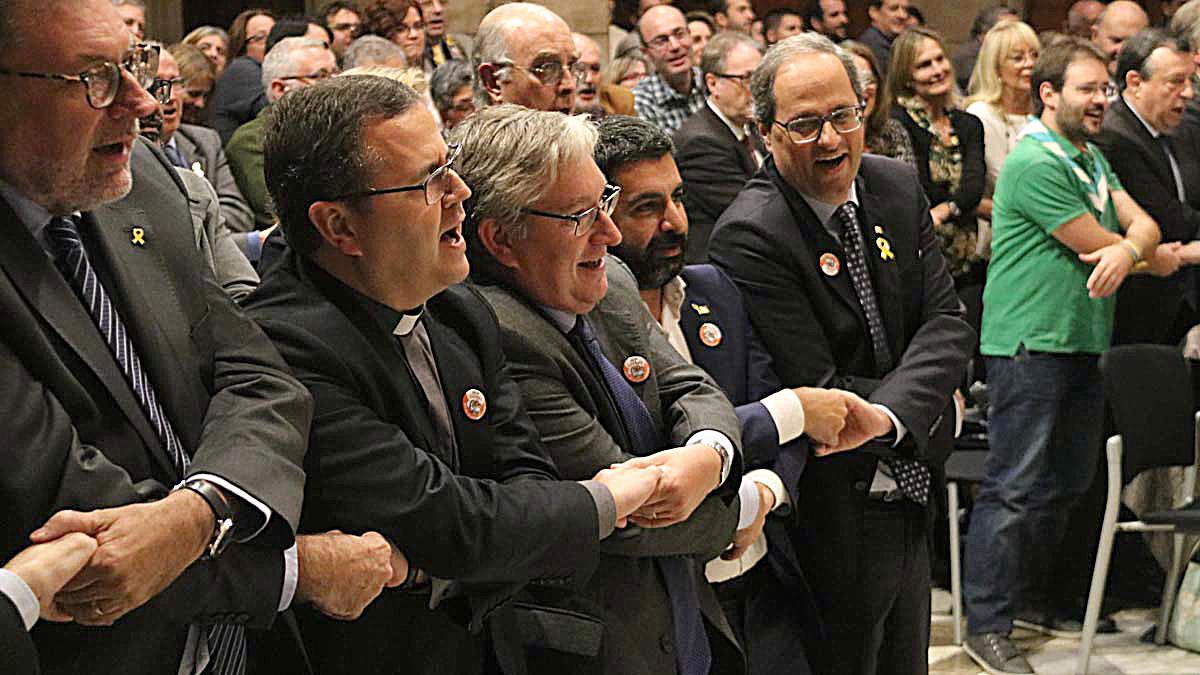 El ’president’ Torra canta ’L’hora dels adéus’ en la celebración del 125º aniversario de las primeras colonias infantiles en Catalunya, este lunes