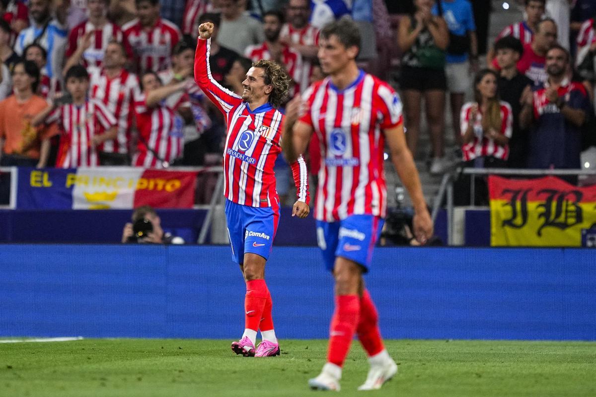 Antoine Griezmann celebra el primer gol atlético ante el Girona