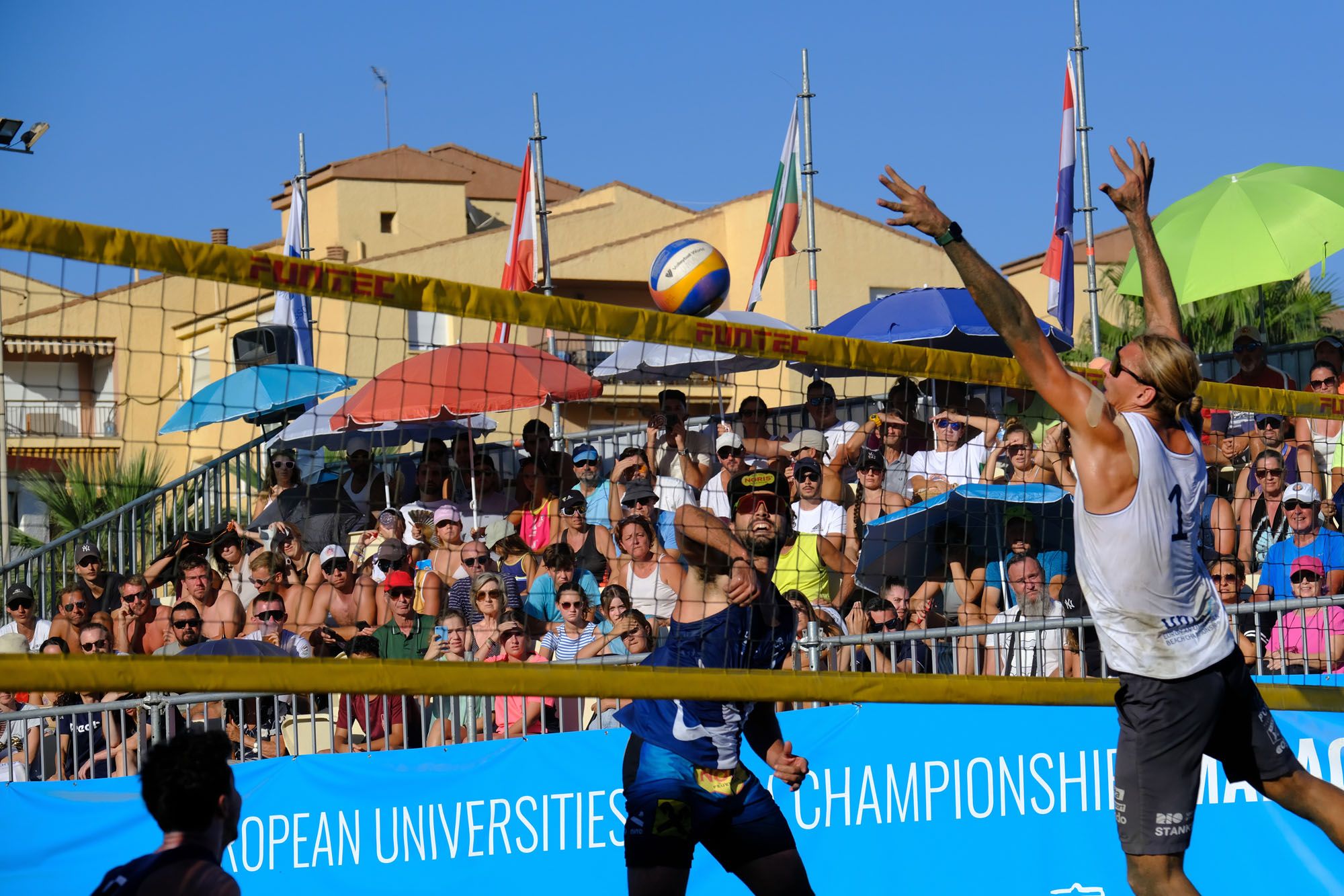 El Europeo Universitario de Voley Playa de Rincón de la Victoria, en imágenes