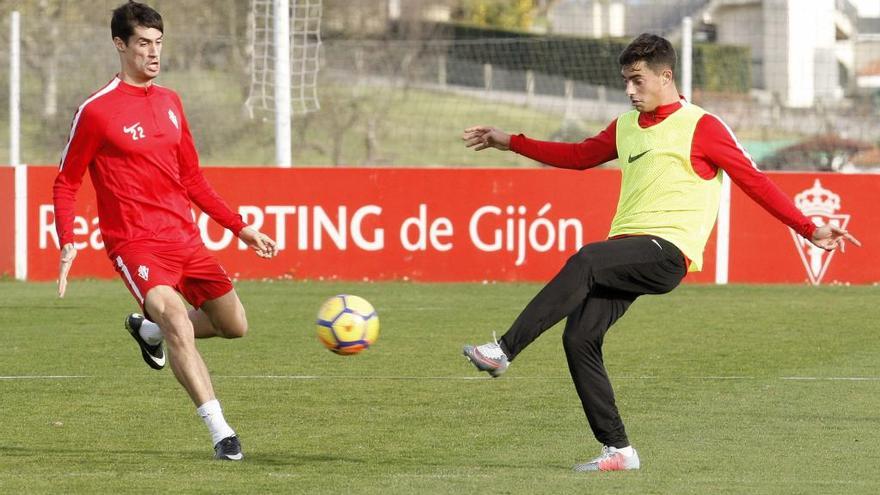 Carlos Cordero, junto a Pablo Pérez, en un entrenamiento