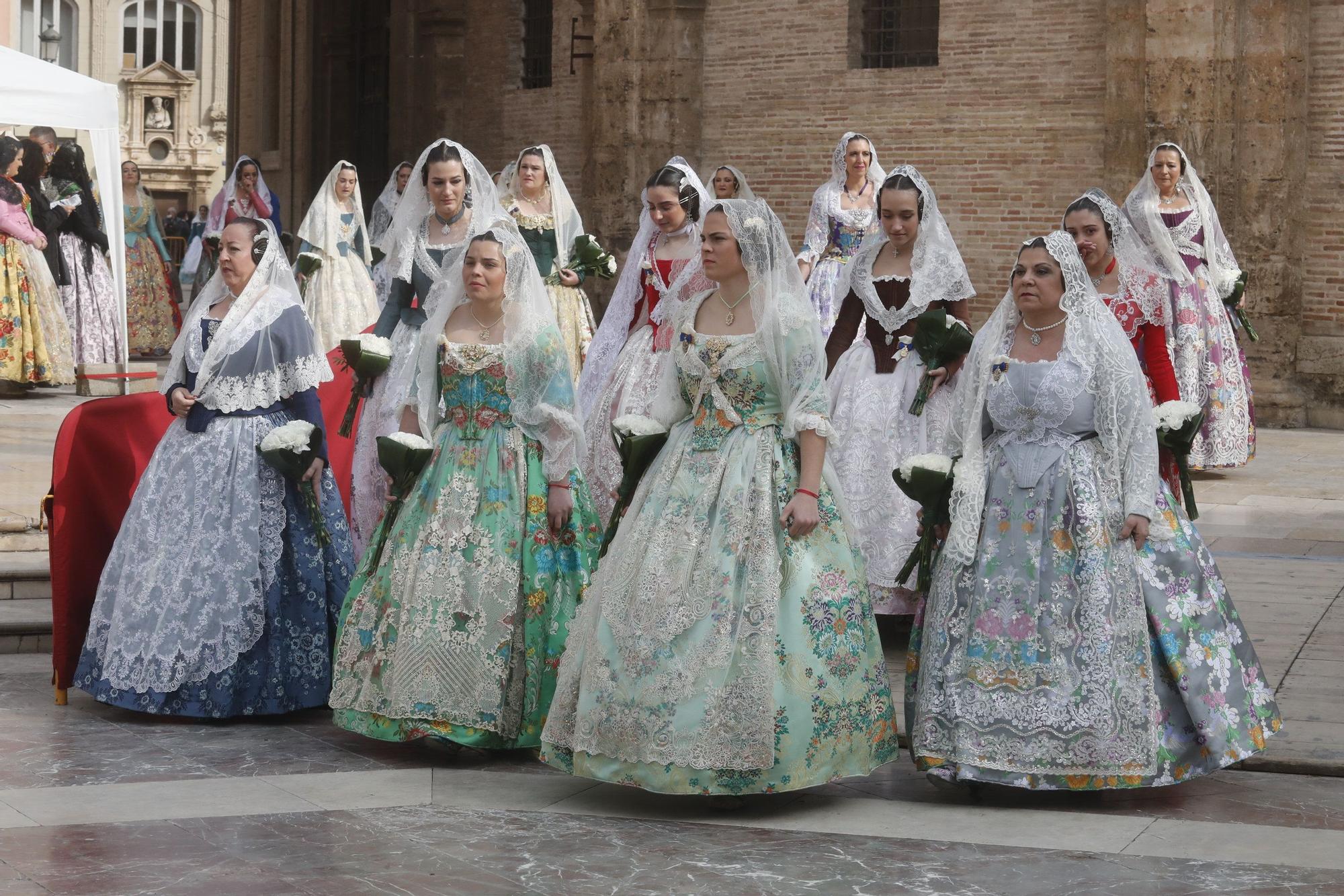 Búscate en el segundo día de ofrenda por la calle de la Paz (entre las 15:30 a las 17:00 horas)