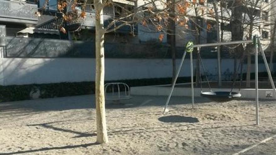 Es treballs de millora del parc infantil de la Florinda, enllestits