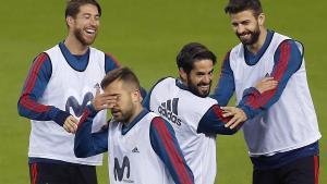 Ramos, Alba, Isco y Piqué, durante el entrenamiento en La Rosaleda.