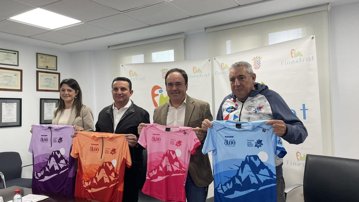 Imagen de la presentación, este martes, en el Ayuntamiento de Finestrat