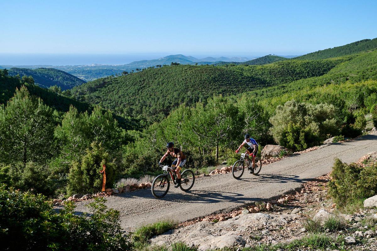 Galería: segunda etapa de la Vuelta a Ibiza MTB Siroko by Shimano Galería: segunda etapa de la Vuelta a Ibiza MTB Siroko by Shimano