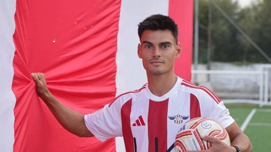 «Mi ilusión es jugar un playoff y ascender con el Alondras»