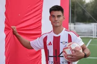 «Mi ilusión es jugar un playoff y ascender con el Alondras»