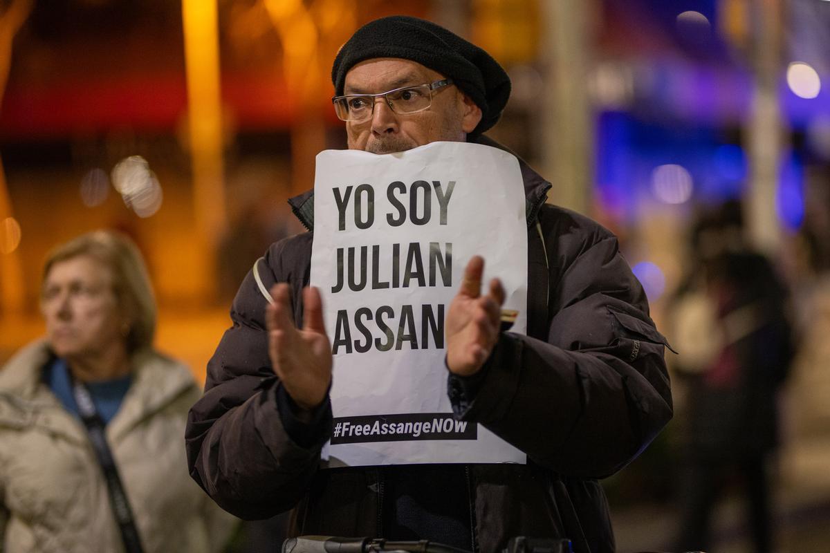 Multiples concentraciones por la libertad de Julian Assange