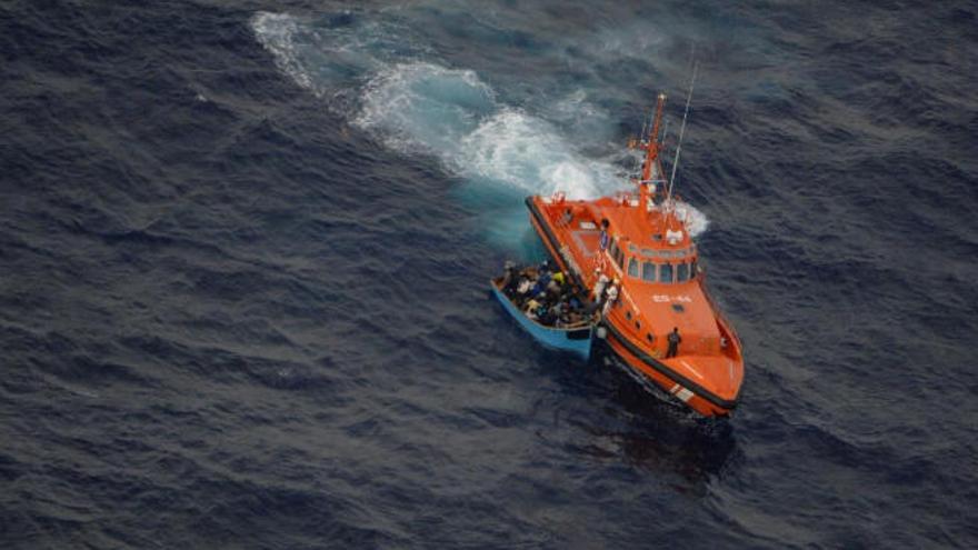 Rescate en una patera al sur de Gran Canaria