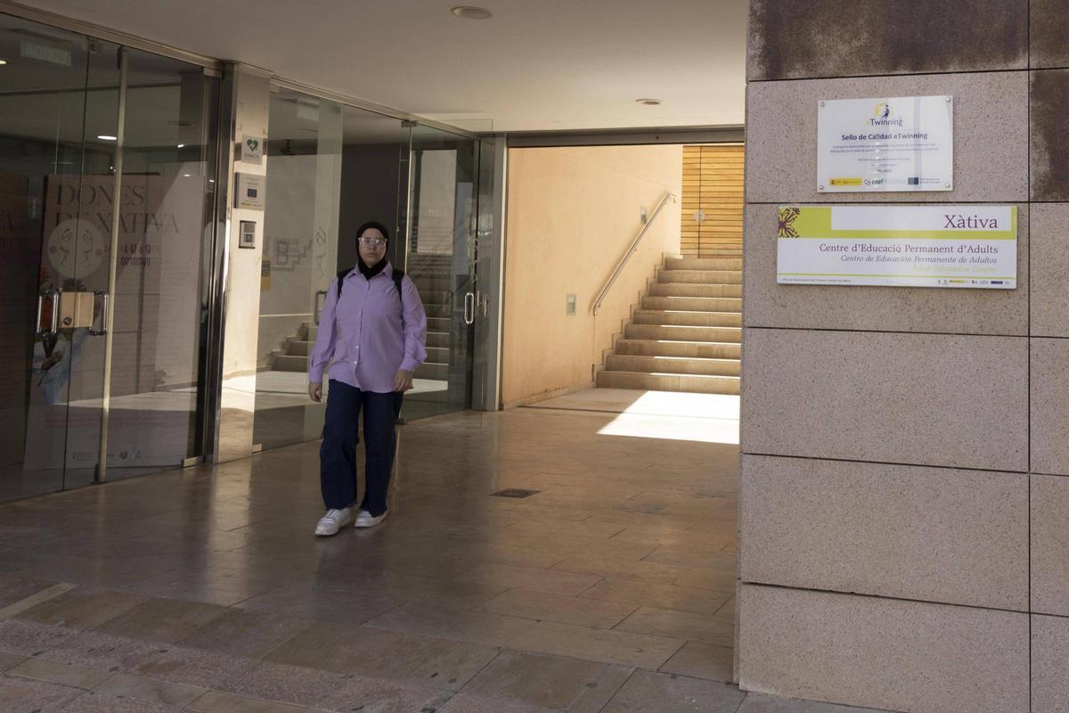 Entrada a la EPA Bosch i Morata de Xàtiva, en una imagen de este martes.