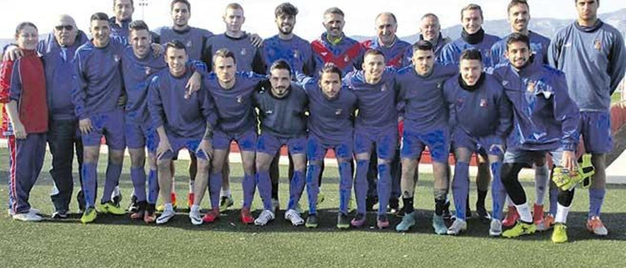 La selección de Tercera División partió ayer hacia San Sebastián.