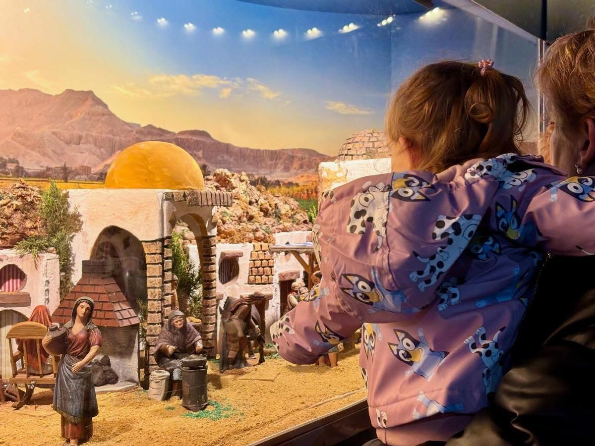 Destaca la Visita Guiada a los Belenes, los días 19 y 27 de diciembre a las 18:00 horas.