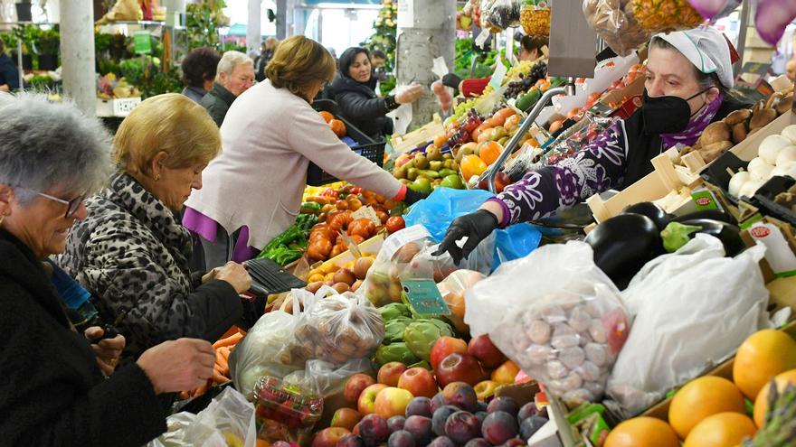 La bajada del IVA abarata fruta, huevos, aceite y pan entre el 1% y el 5% en Galicia