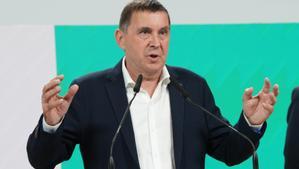 El coordinador general de EH Bildu, Arnaldo Otegi, comparece en rueda de prensa para valorar los resultados de las elecciones al Congreso y al Senado del 23 J, en la sede del partido, a 24 de julio de 2023, en Donostia/San Sebastián