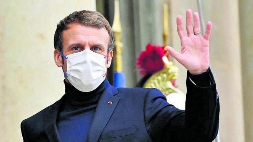 Macron amb mascareta en una fotografia d’arxiu | EUROPA PRESS