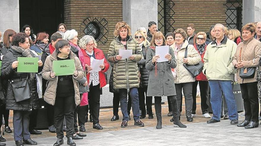 La comarca se une a la reivindicación feminista