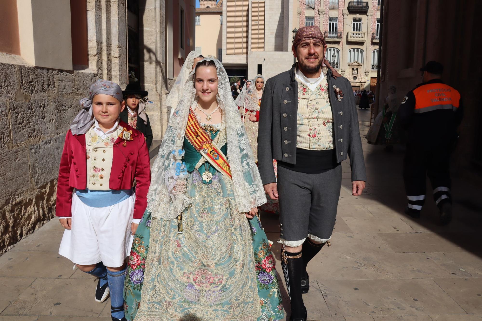 Las comisiones de falla en la Procesión de la Virgen (4/5)