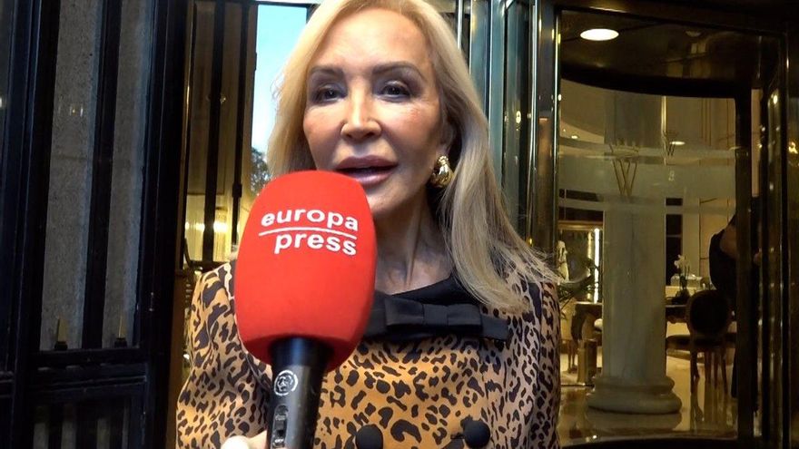 Carmen Lomana atiza a Ángel Cristo con indirecta a José María Almoguera
