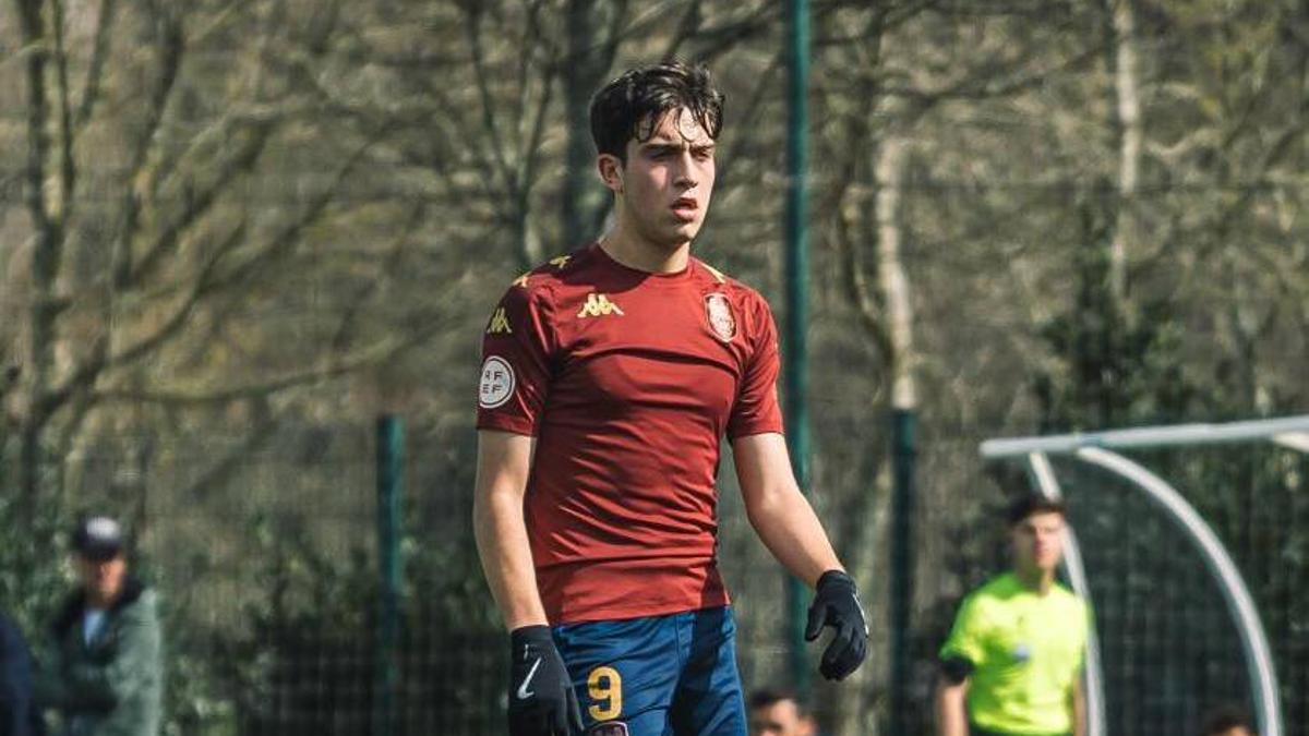 Adrián Gómez, delantero del Pontevedra a punto de fichar por el Valencia.