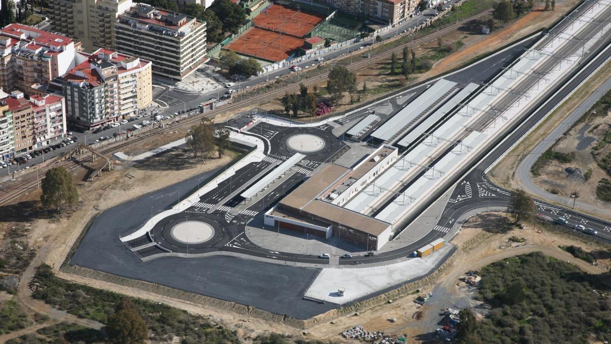 Vista aérea de la nueva estación de trenes de Huelva construida por la empresa sevillana Detea. / El Correo