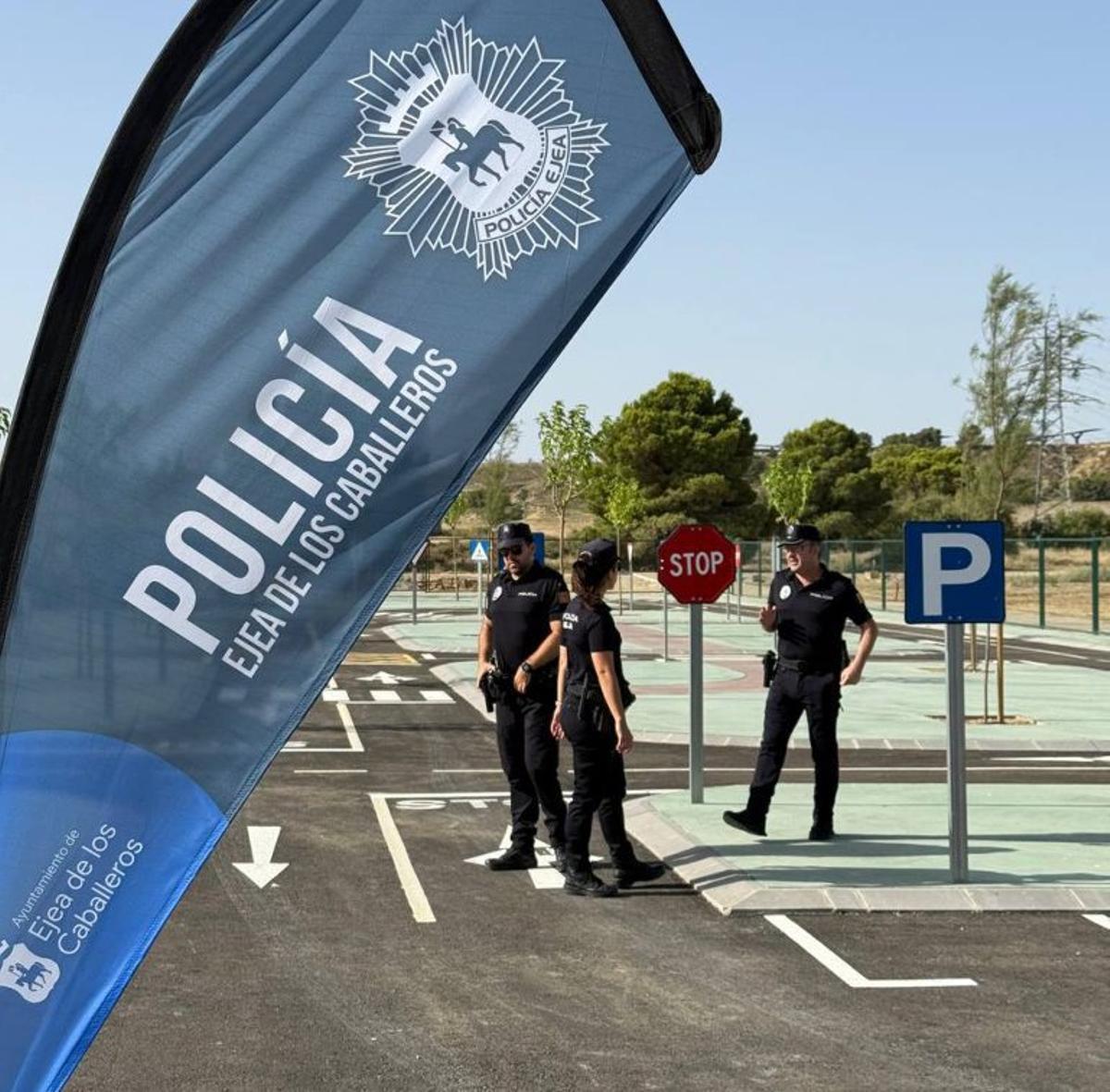 Ejea estrena un parque de educación vial para los más pequeños