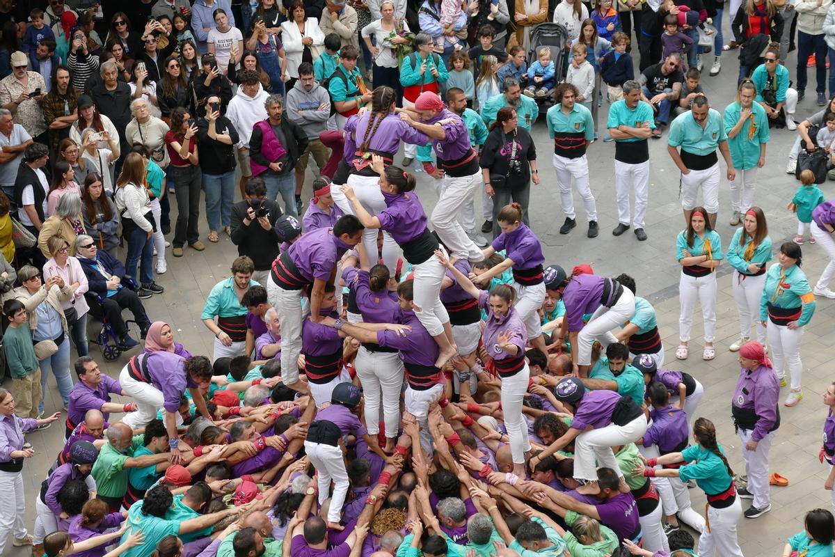 EN IMATGES | Figueres viu una diada castellera de Santa Creu pletòrica EN IMATGES | Figueres viu una diada castellera de Santa Creu pletòrica