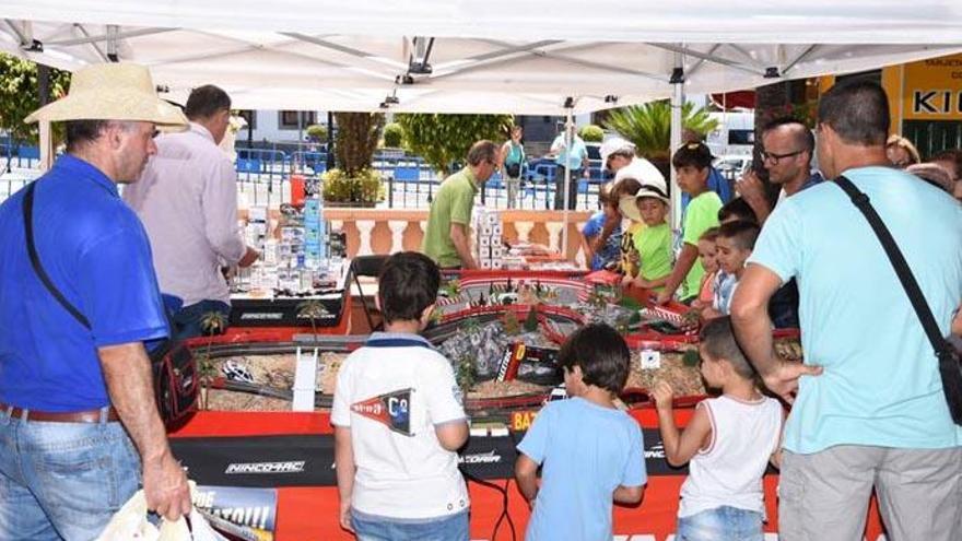 Santa Úrsula celebra la IV Feria Súper Saldo