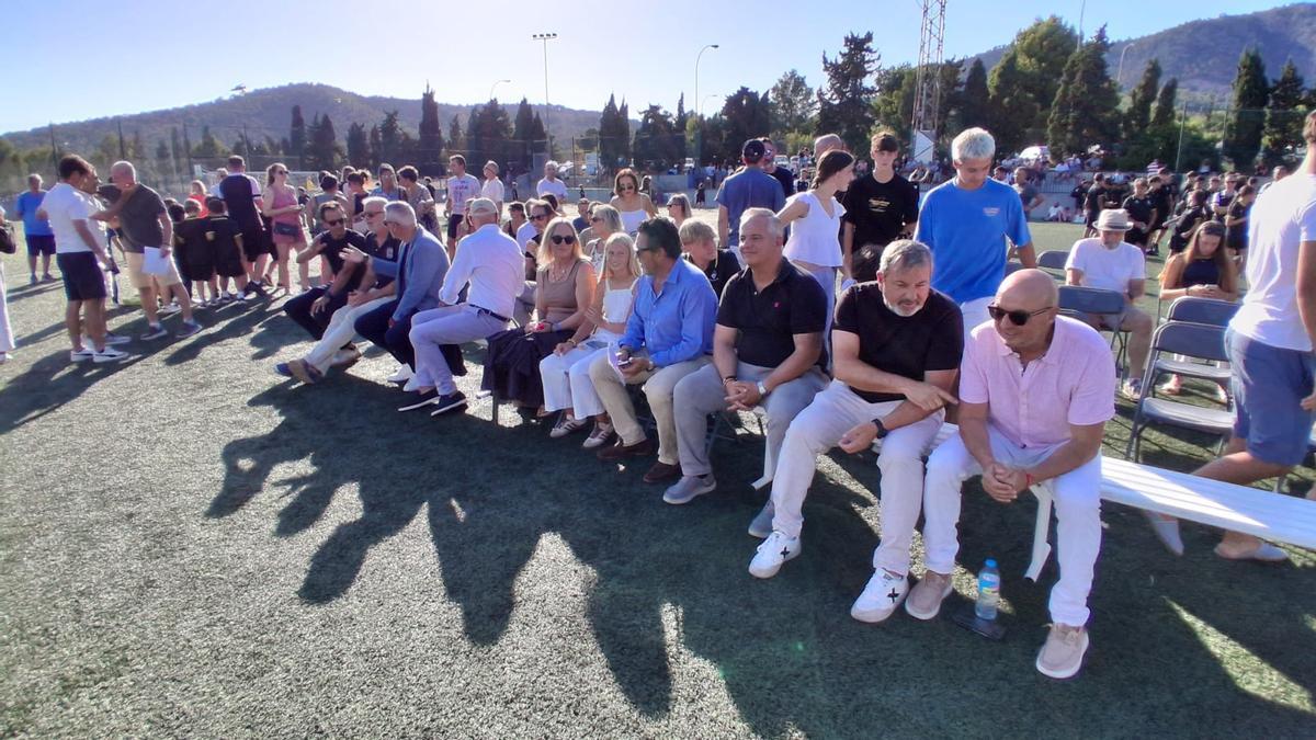 Familiares, directivos, jóvenes deportistas y vecinos de la zona se dieorn cita en Son Caliu