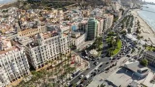 El entorno de la Puerta del Mar, punto crítico para el tráfico en Alicante durante Hogueras