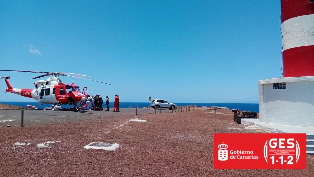 Una mujer muere tras caer al mar desde el faro de sardina en Gáldar